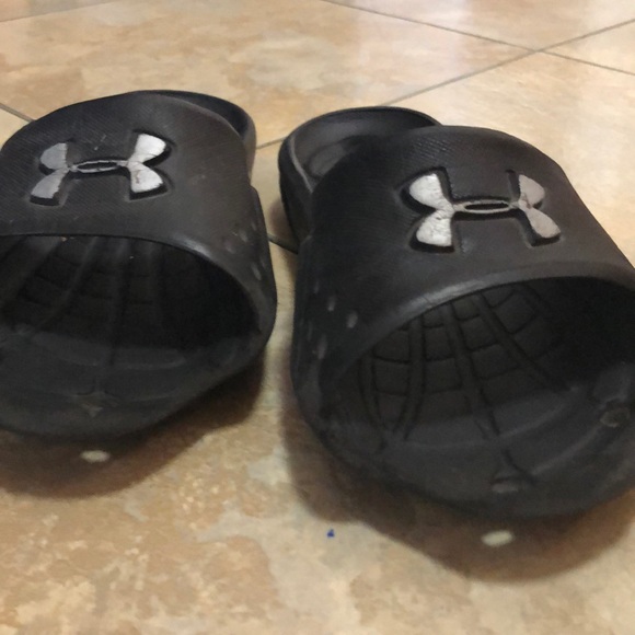 Sandles - Picture 2 of 2